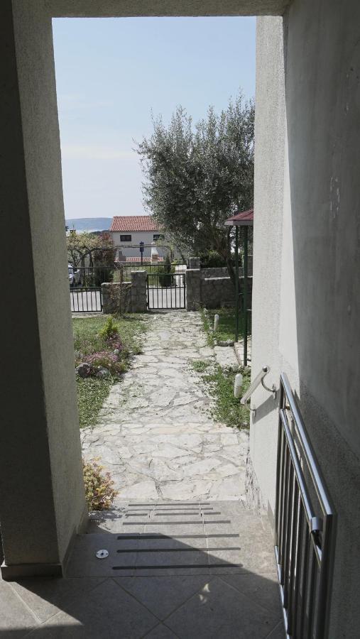 Apartments Bestak Krk Town Luaran gambar