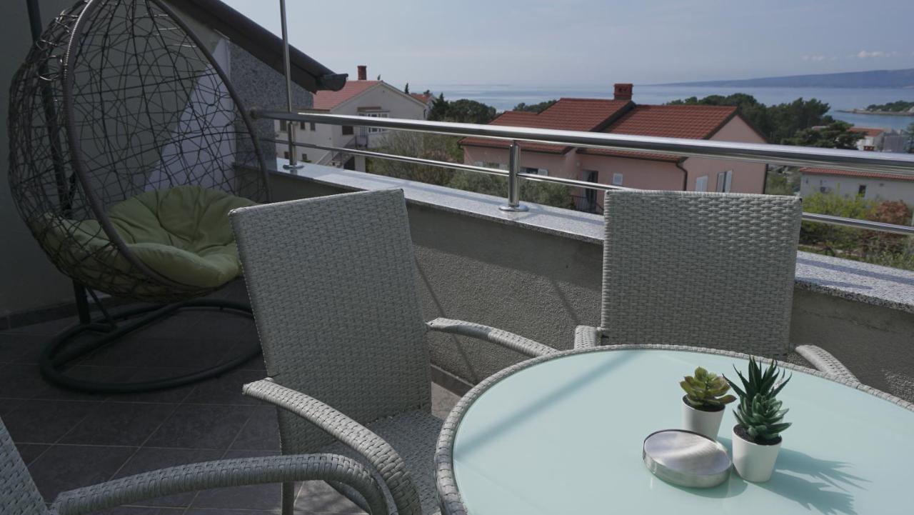 Apartments Bestak Krk Town Luaran gambar